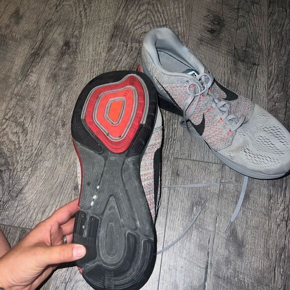 Nike Lunarglide Gray Orange Lace up running shoe - Picture 4 of 4